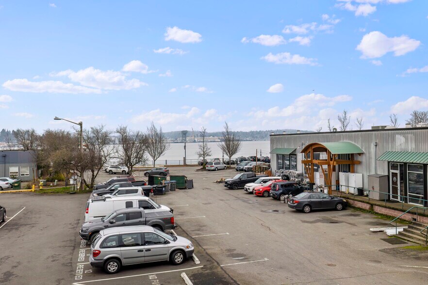 More Photos Of 821-825 Bay St, Port Orchard Storefront Retail Residential For Sale
