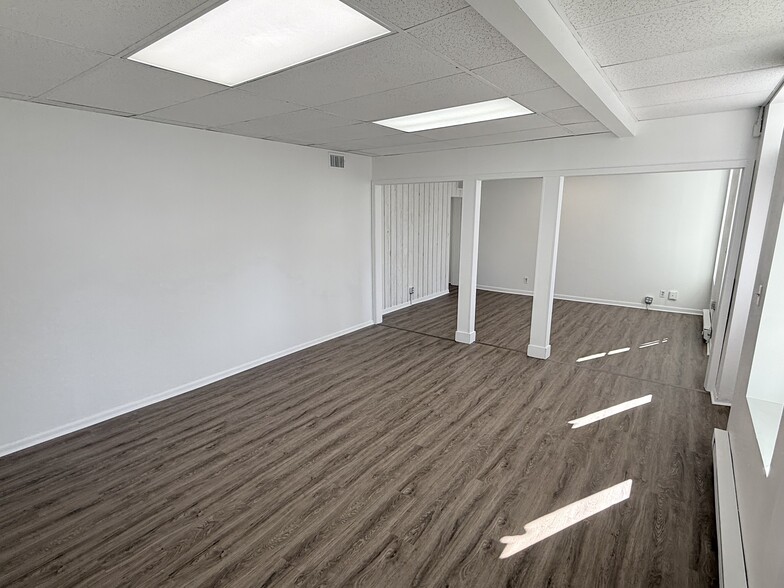 More Photos Of 108 E Main St, Plainfield General Retail For Lease
