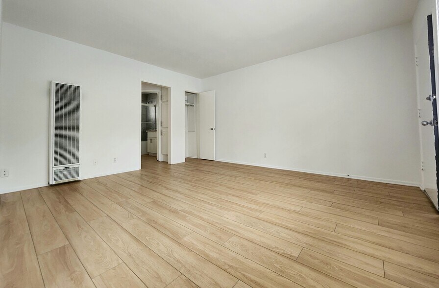 More Photos Of 1944 S Beverly Glen Blvd, Los Angeles Apartments For Sale