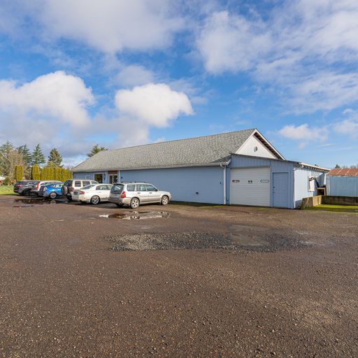 More Photos Of 720 NE Granger Ave, Corvallis Manufacturing For Lease