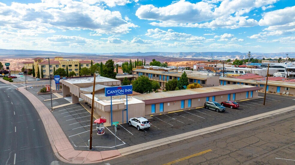 More Photos Of 150 N Lake Powell Blvd, Page Hotel For Sale