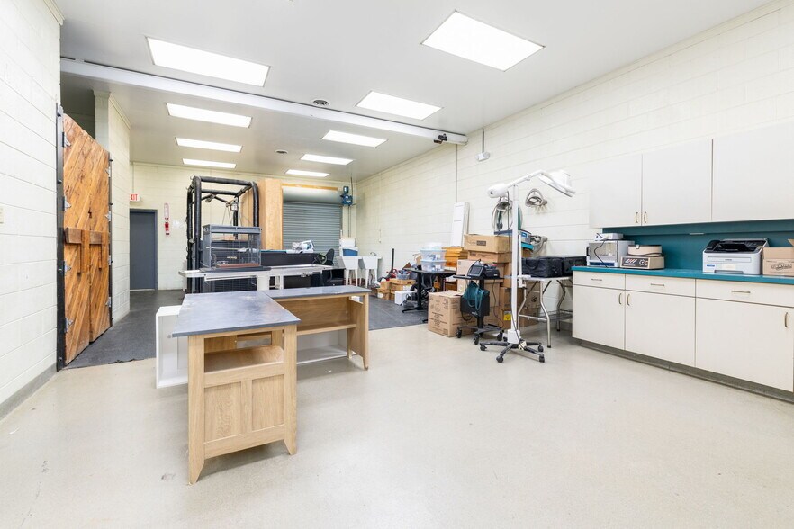 More Photos Of 101 Lea Rd, Kenbridge Rehabilitation Center For Sale