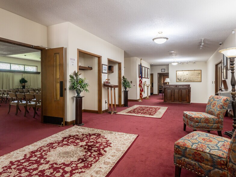 More Photos Of 60 Phifer St, Asheville Medical For Sale