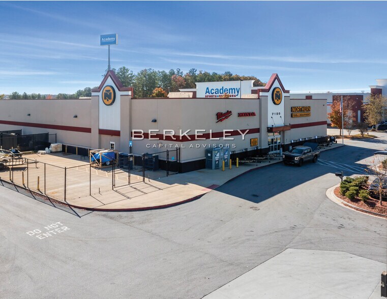 More Photos Of 7150 Concourse Parkway, Douglasville Department Store For Sale