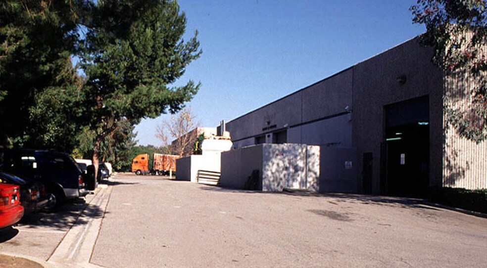 More Photos Of 931 Via Alondra, Camarillo Manufacturing For Lease