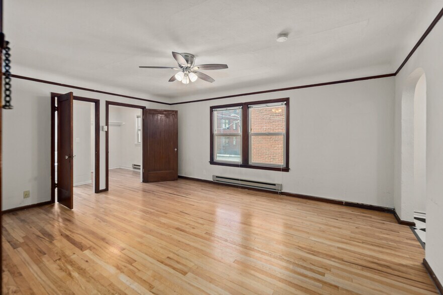 More Photos Of , Seattle Multifamily For Sale