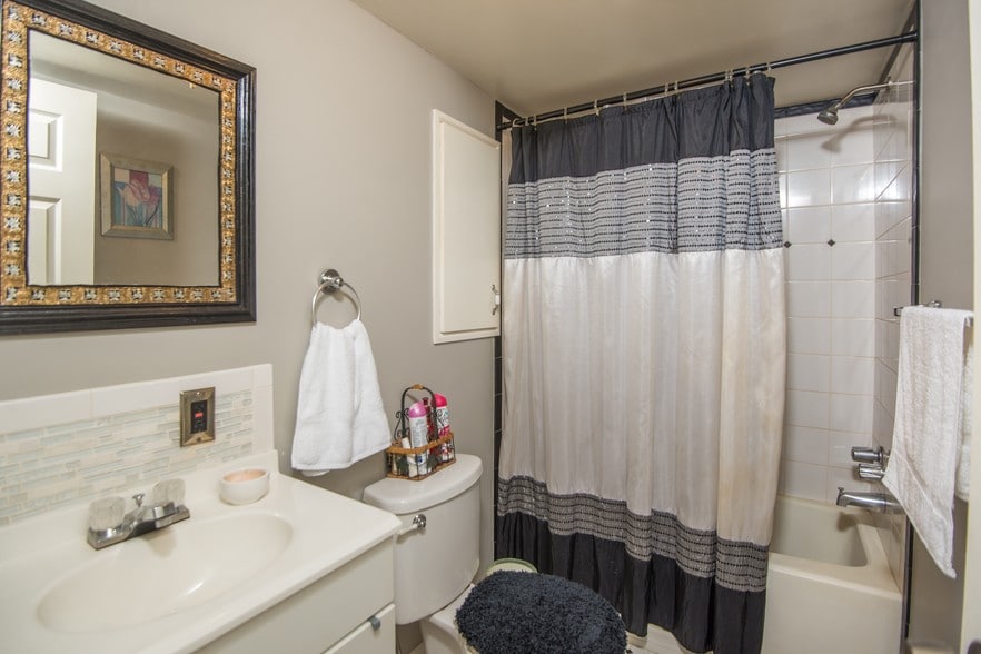 More Photos Of 1211 Cypress Rd, Saint Augustine Manufactured Housing Mobile Home Park For Sale