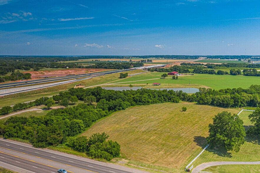 More Photos Of 19297 NE 23rd St, Harrah Land For Lease