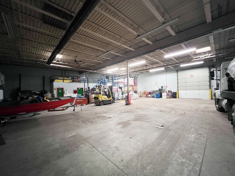 More Photos Of 4160 Roberts Rd, Columbus Warehouse For Lease