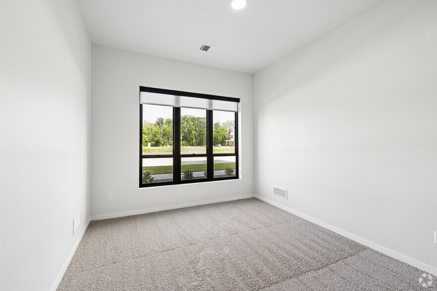 More Photos Of 582 Larsen Orchard Pky, Hobart Apartments For Lease