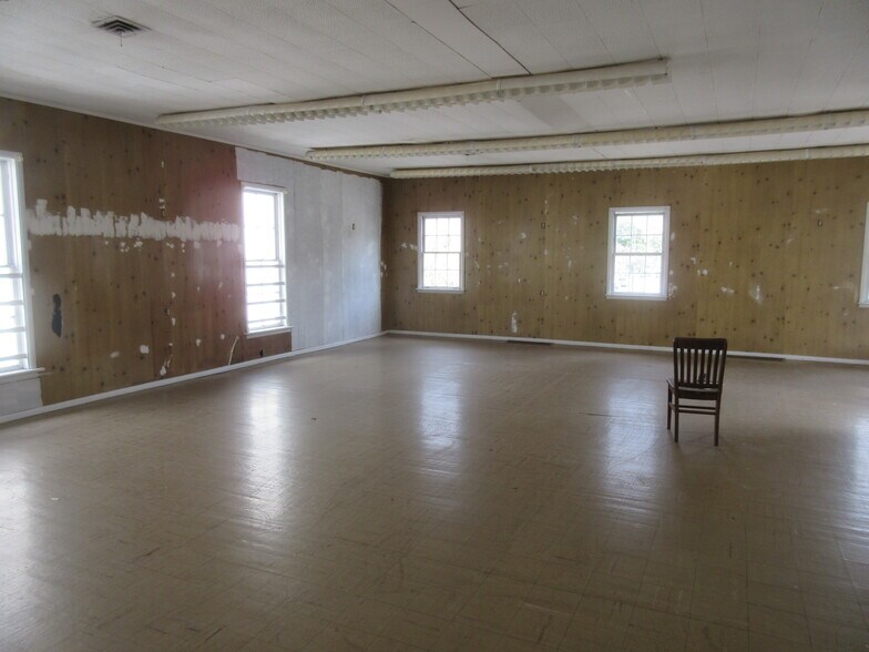 More Photos Of 113 Main St, Dansville Office For Sale