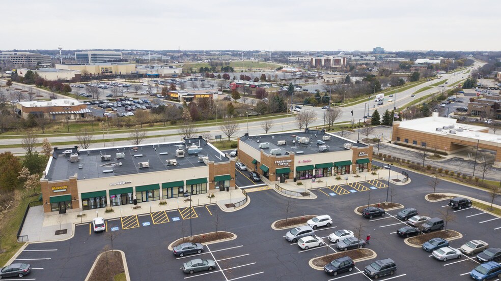 More Photos Of 28367 Davis Pky, Warrenville Unknown For Lease