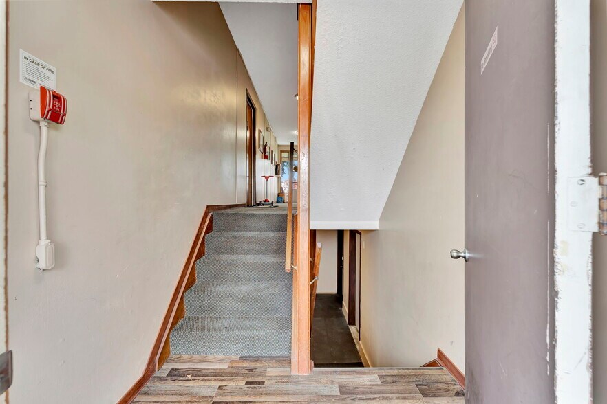 More Photos Of 52 Hampton St, Brantford Apartments For Sale