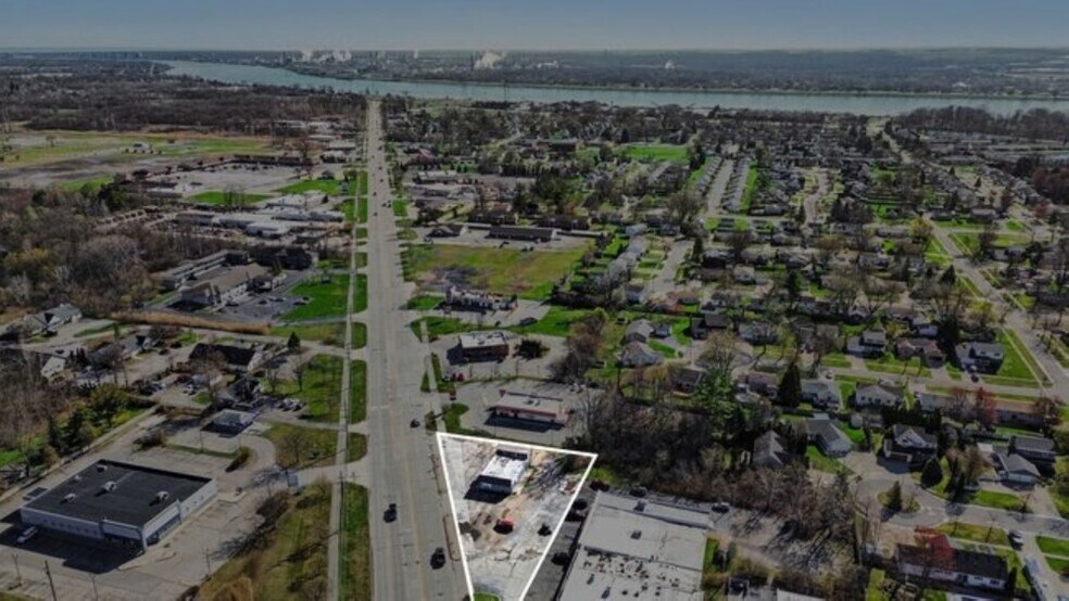 More Photos Of 1705 Gratiot Blvd, Marysville Medical For Sale