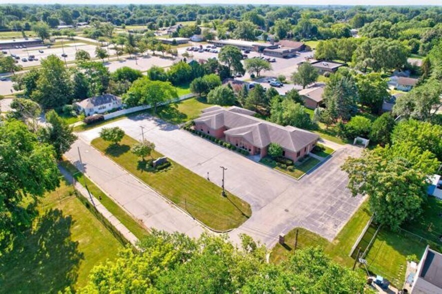 More Photos Of 2010 15th St, Bay City Healthcare For Sale