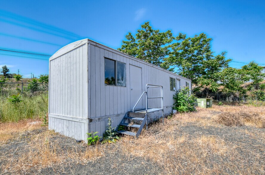 More Photos Of 1150 Airport Road rd, Pendleton Land For Sale