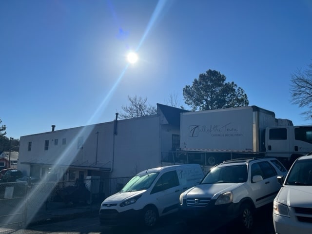 More Photos Of 1237 Strickland Rd, Roswell Light Distribution For Lease