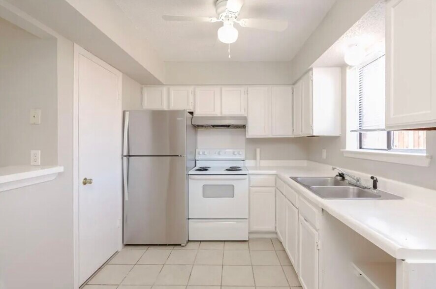 More Photos Of 2813 Wimbledon Ct, Garland Multifamily For Sale