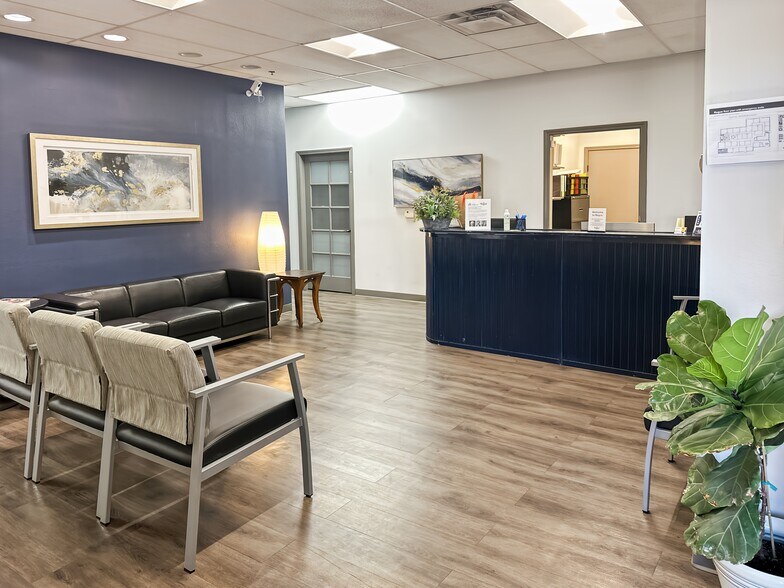 More Photos Of 6300 Riverside Plaza Ln NW, Albuquerque Coworking Space