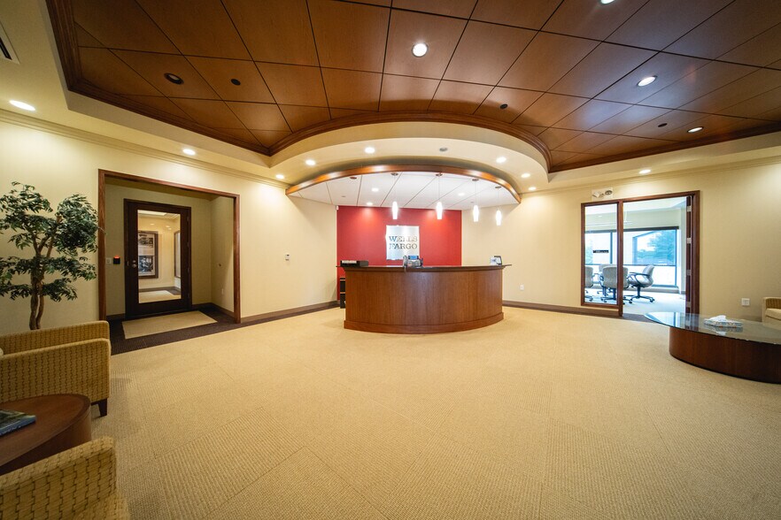 More Photos Of 34100 Woodward Ave, Birmingham Office For Lease