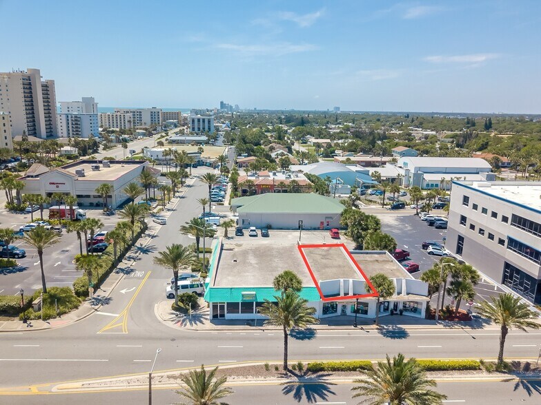 More Photos Of 220 East Granada, Ormond Beach Storefront For Lease