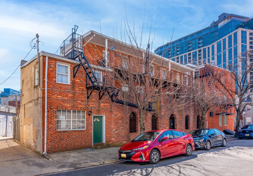 More Photos Of 401-405 S High St, Baltimore Storefront Retail Residential For Sale