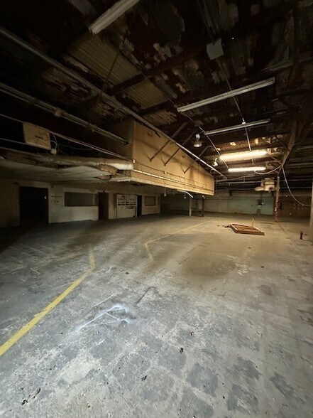 More Photos Of 2800 S 24th St W, Muskogee Manufacturing For Sale