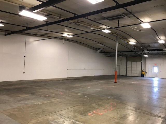 More Photos Of 6013 Techni Center Dr, Austin Manufacturing For Lease
