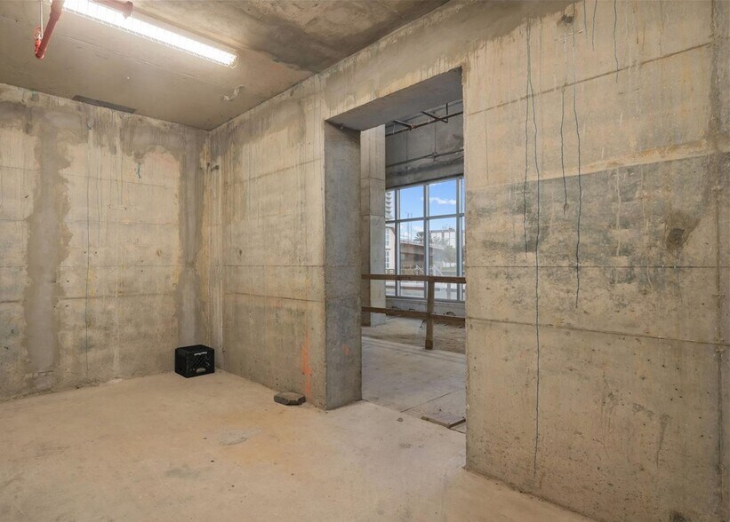 More Photos Of 4010 S Ocean Dr, Hollywood Hotel For Lease