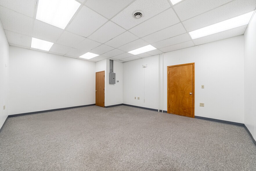 More Photos Of 2794 Indian Ripple Rd, Beavercreek Office For Sale