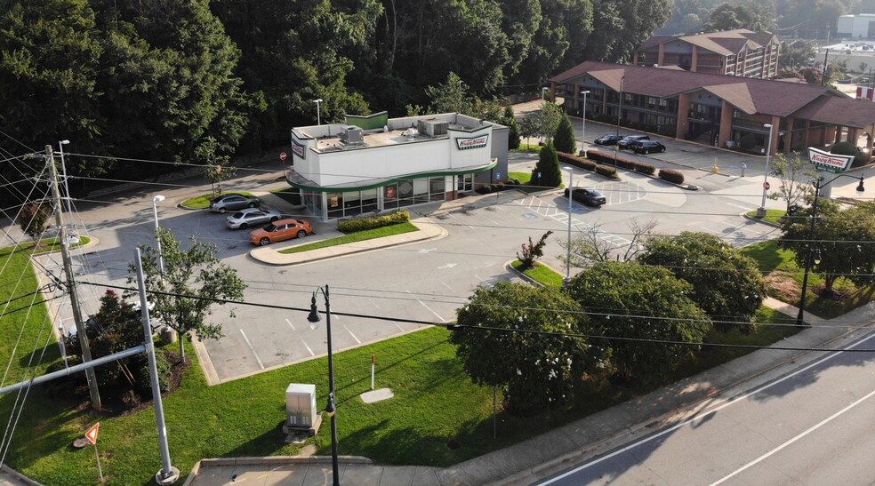 More Photos Of 120 Hwy & 138 Hwy W, Stockbridge General Retail For Sale