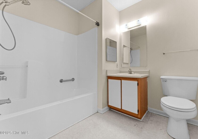 More Photos Of 202 Laurel Ave, Wadesboro Apartments For Sale