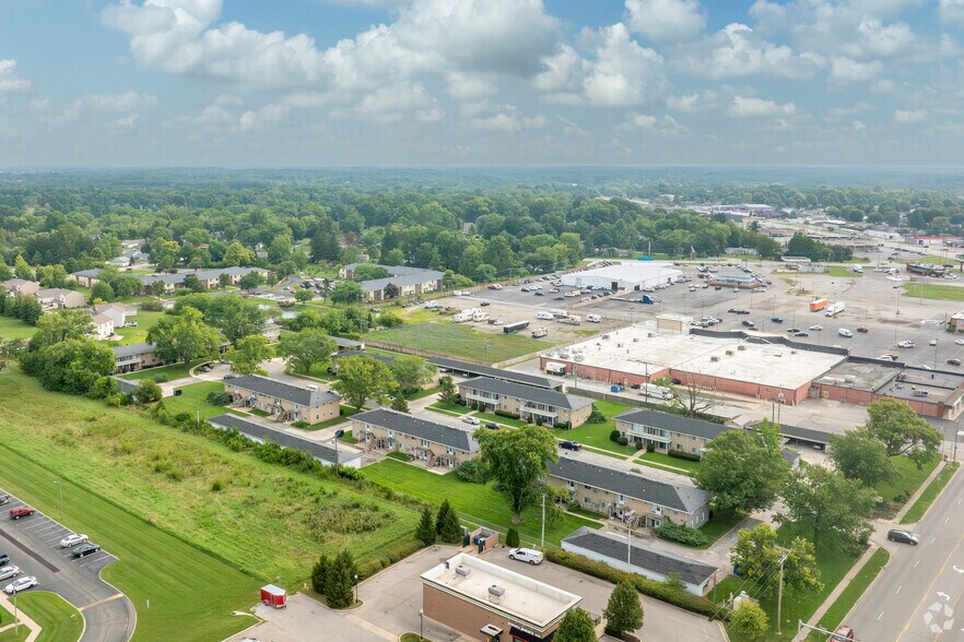 More Photos Of 1005 N Park Forest Dr, Marion Apartments For Sale