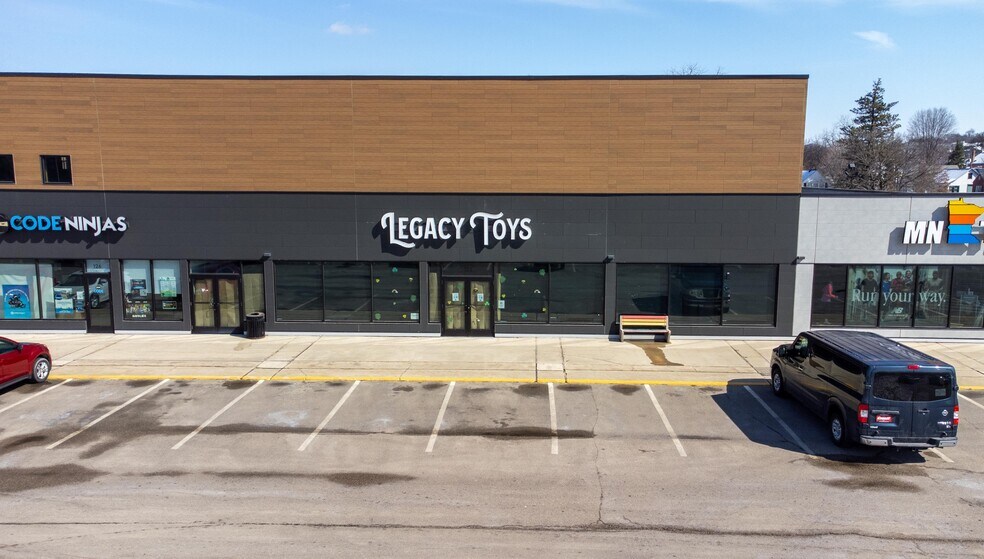 More Photos Of 122 17th Ave NW, Rochester General Retail For Lease