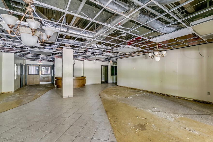 More Photos Of 1202 N Main St, Marion Assisted Living For Sale