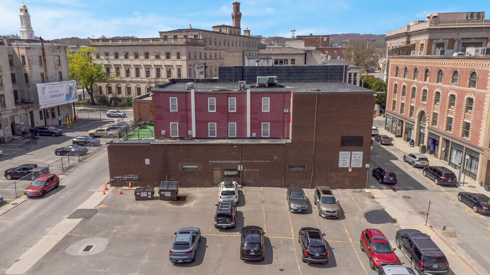More Photos Of 47-49 Leavenworth St, Waterbury Office For Sale