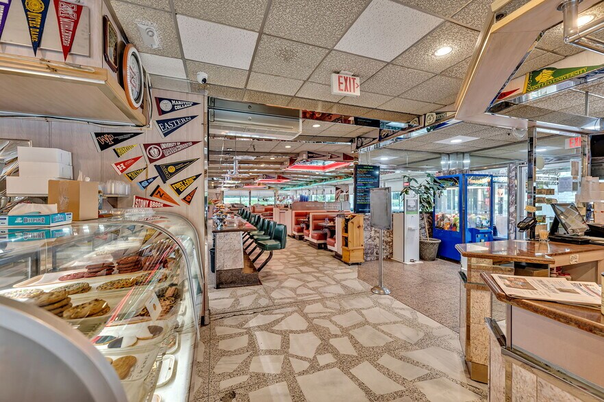 More Photos Of 1908 Old Route 17, Roscoe Restaurant For Sale