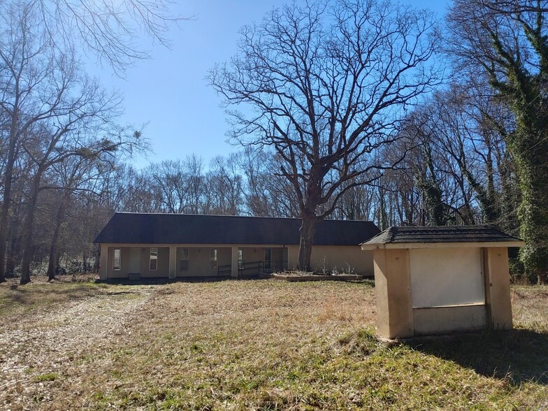 Primary Photo Of 270 South St, Woodruff Religious Facility For Lease