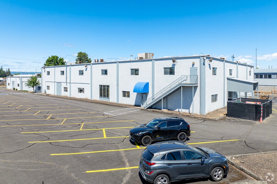 More Photos Of 3700 24th Ave, Forest Grove Office For Sale