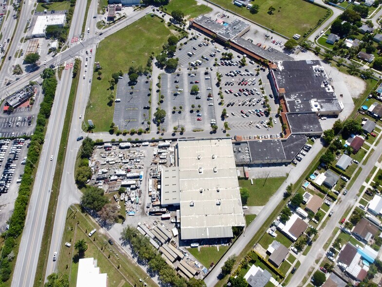 More Photos Of 30200 Old Dixie Hwy, Homestead Storefront For Sale