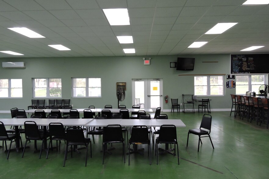 More Photos Of 6722 State Route 31, Cicero Golf Course Driving Range For Sale