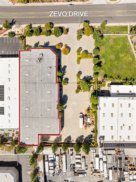 More Photos Of 42210 Zevo Dr, Temecula Warehouse For Sale