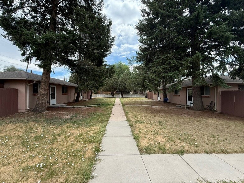 More Photos Of 3014 N Institute St, Colorado Springs Apartments For Sale