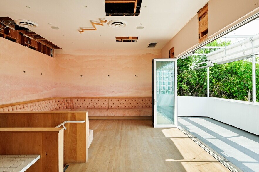 More Photos Of 8768 W Sunset Blvd, West Hollywood General Retail For Sale