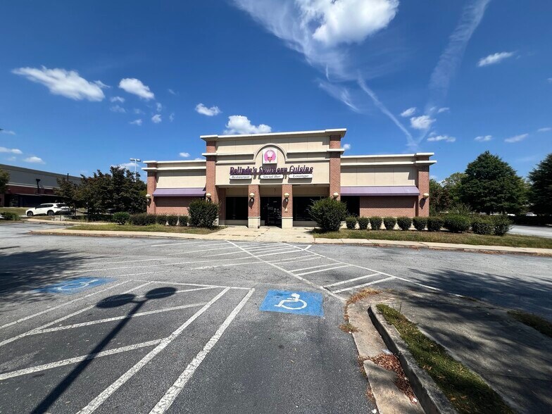 More Photos Of 7322 Stonecrest Concourse, Lithonia Restaurant For Sale