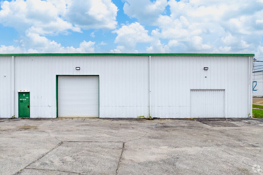 More Photos Of 1720 Main St NE, Palm Bay Unknown For Lease