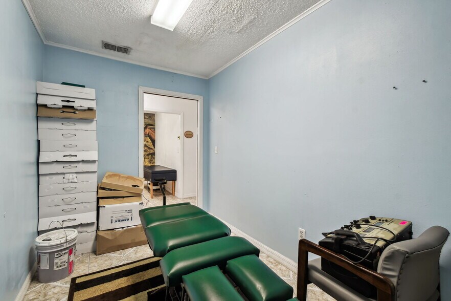 More Photos Of 10129 Little Rd, New Port Richey Medical For Sale