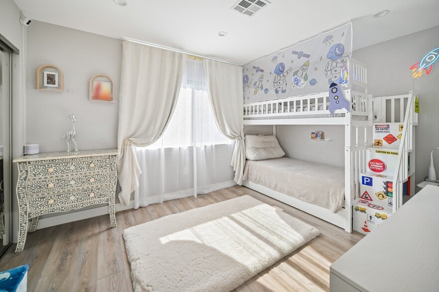 More Photos Of 8434 Oakdale Ave, Winnetka Multifamily For Sale