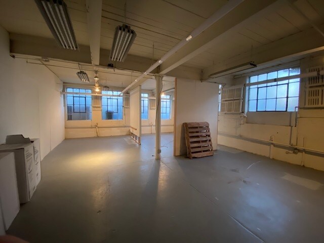 More Photos Of 11 Boyd St, Watertown Office Residential For Lease