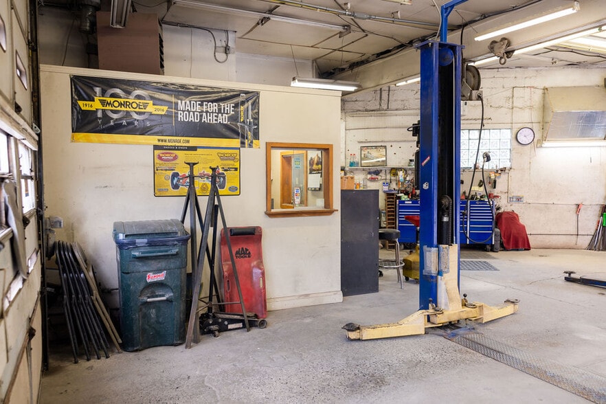 More Photos Of 8257 Frankford Ave, Philadelphia Auto Repair For Sale